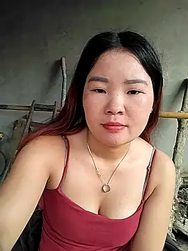 lylylove online show from 07/24/26, 11:36
