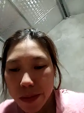 Ngocmi909 online show from 02/01/26, 03:54