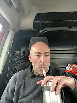 Snapshot of Richmcgee chatting on 04/15/26, 12:12 Richmcgee online show from 04/15/26, 12:12