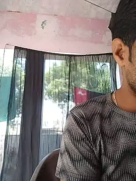 Snapshot of Miss_Sahiba chatting on 12/02/25, 05:02 Miss Sahiba online show from 12/02/25, 05:02