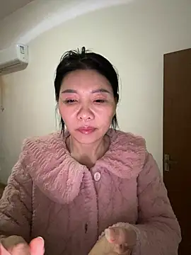 xiiuuff18 online show from 02/20/26, 12:18