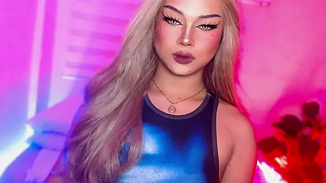 Snapshot of MissRumi_Hunter chatting on 11/20/25, 04:56 MissRumi Hunter online show from 11/20/25, 04:56