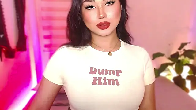 Snapshot of MissRumi_Hunter chatting on 01/15/26, 08:34 MissRumi Hunter online show from 01/15/26, 08:34