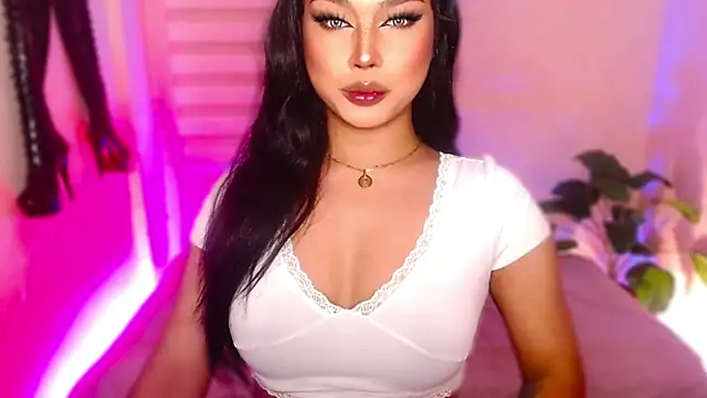 Snapshot of MissRumi_Hunter chatting on 02/28/26, 08:32 MissRumi Hunter online show from 02/28/26, 08:32