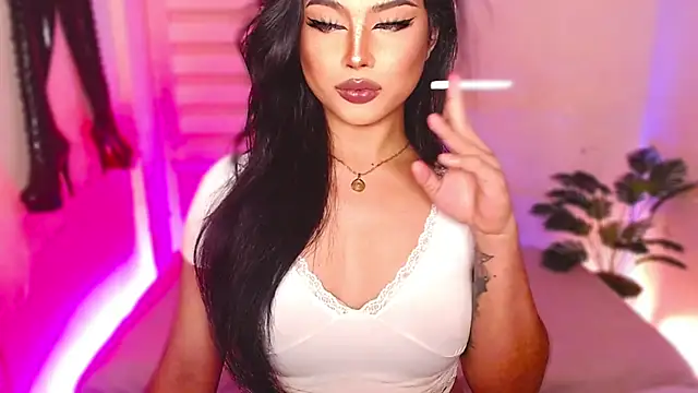 Snapshot of MissRumi_Hunter chatting on 03/04/26, 10:05 MissRumi Hunter online show from 03/04/26, 10:05