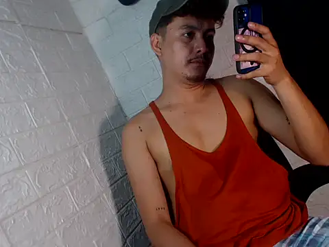 Snapshot of Tempting_jon chatting on 02/27/26, 07:08 Tempting jon online show from 02/27/26, 07:08