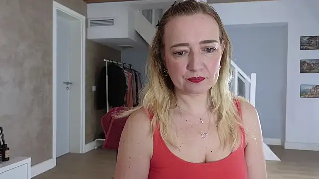 Blue Angel Sweet online show from 10/02/25, 03:57