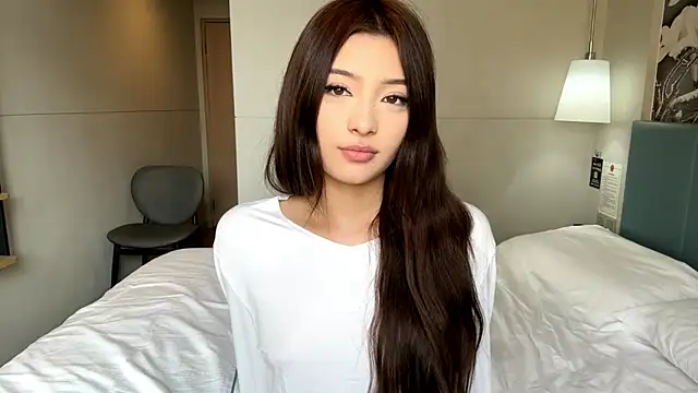 Snapshot of LaurelLeier chatting on 01/09/26, 07:00 LaurelLeier online show from 01/09/26, 07:00