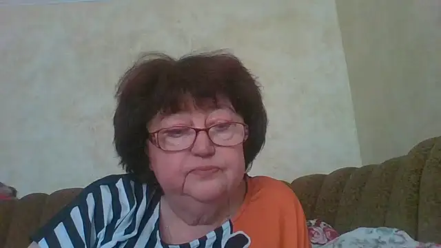 Snapshot of MilaSky5303 chatting on 09/26/25, 09:13 MilaSky5303 online show from 09/26/25, 09:13