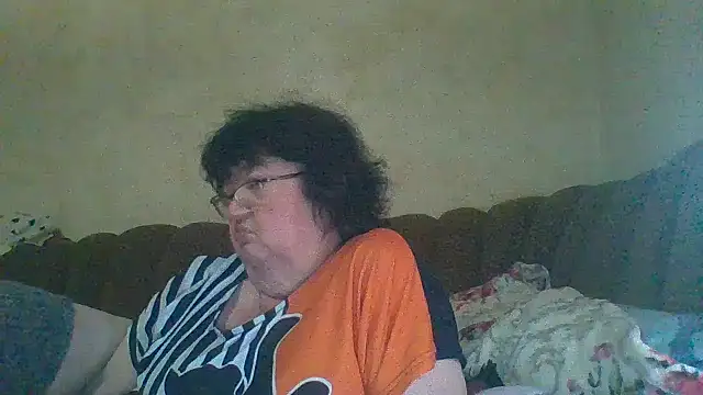 Snapshot of MilaSky5303 chatting on 11/26/25, 09:16 MilaSky5303 online show from 11/26/25, 09:16