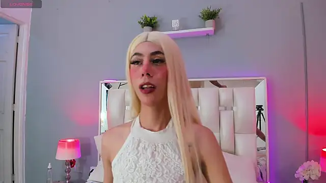 Darlyn tenderhot   online show from 09/25/25, 05:11