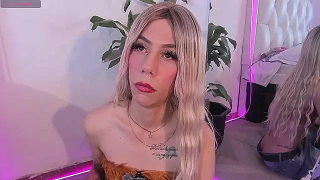 Darlyn tenderhot   online show from 02/04/26, 03:40