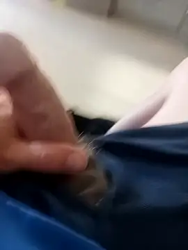 Snapshot of studdd716 chatting on 09/20/25, 01:45 studdd716 online show from 09/20/25, 01:45