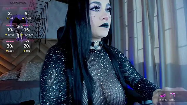  raven black online show from 10/22/25, 11:43