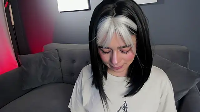 flower smith  online show from 02/18/26, 11:50