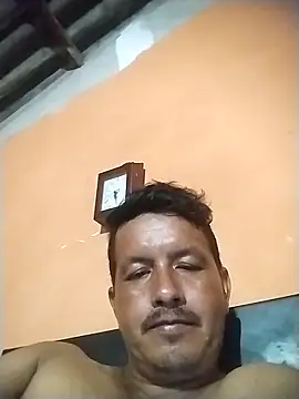 Snapshot of colombiano198720 chatting on 09/23/25, 12:13 colombiano198720 online show from 09/23/25, 12:13