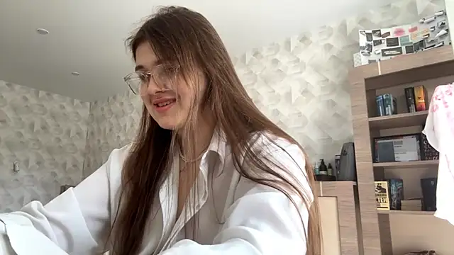 CarylWeatherholtz online show from 09/12/25, 10:26