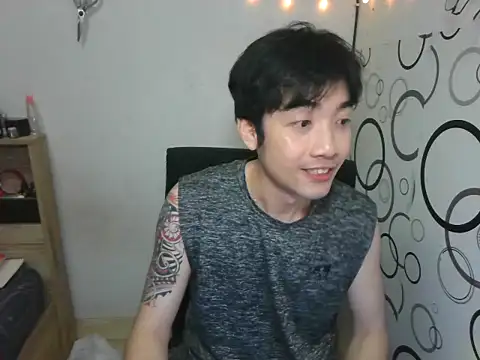 moaman190 online show from 10/25/25, 05:40