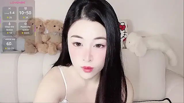 LuLu-Moon online show from 11/04/25, 08:08