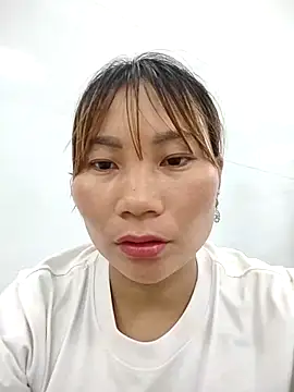 Mainay0033 online show from 10/21/25, 06:52