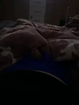 Snapshot of Penizky33 chatting on 01/18/26, 12:14 Penizky33 online show from 01/18/26, 12:14