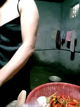 Snapshot of Maymay0033 chatting on 10/27/25, 10:58 Maymay0033 online show from 10/27/25, 10:58