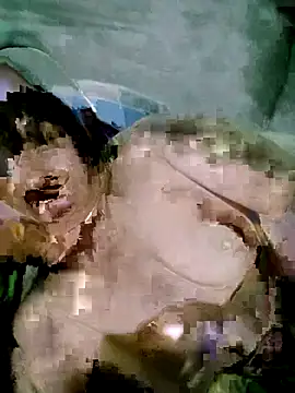 Snapshot of Maymay0033 chatting on 10/30/25, 10:32 Maymay0033 online show from 10/30/25, 10:32