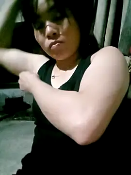 Snapshot of Maymay0033 chatting on 11/05/25, 11:10 Maymay0033 online show from 11/05/25, 11:10