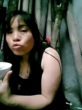 Snapshot of Maymay0033 chatting on 11/05/25, 11:27 Maymay0033 online show from 11/05/25, 11:27