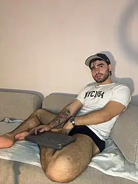 zack sullivan22 online show from 11/23/25, 01:27