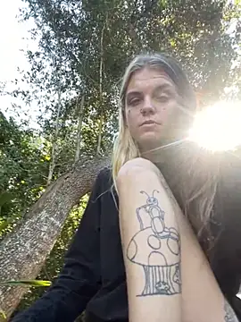 ittybittymeryssa online show from 11/01/25, 07:05