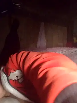  YooY  online show from 11/24/25, 11:04