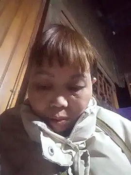  YooY  online show from 12/18/25, 02:34