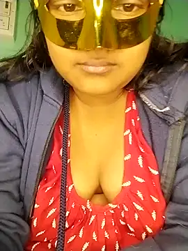 mimi87hoty online show from 01/05/26, 05:38