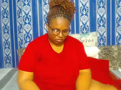 JUICEYLIPS333 online show from 09/22/25, 05:53