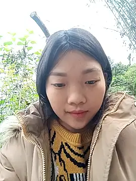 Snapshot of Ananine chatting on 01/11/26, 06:29 Ananine online show from 01/11/26, 06:29