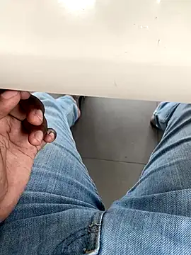 Snapshot of Senurak99 chatting on 09/18/25, 09:00 Senurak99 online show from 09/18/25, 09:00