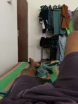 Snapshot of Senurak99 chatting on 09/20/25, 07:31 Senurak99 online show from 09/20/25, 07:31