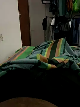 Snapshot of Senurak99 chatting on 09/24/25, 07:06 Senurak99 online show from 09/24/25, 07:06