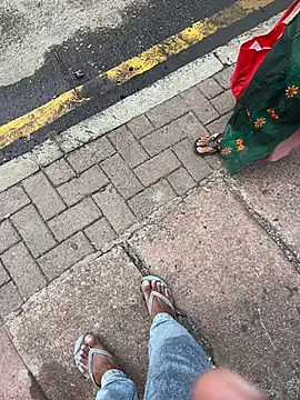 Snapshot of Senurak99 chatting on 11/10/25, 08:02 Senurak99 online show from 11/10/25, 08:02