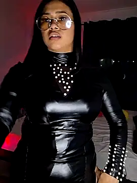 Tigresa23 online show from 04/28/26, 02:27