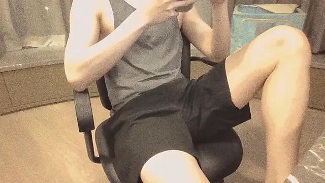 Snapshot of msk2004_06 chatting on 04/03/26, 02:26 msk2004 06 online show from 04/03/26, 02:26