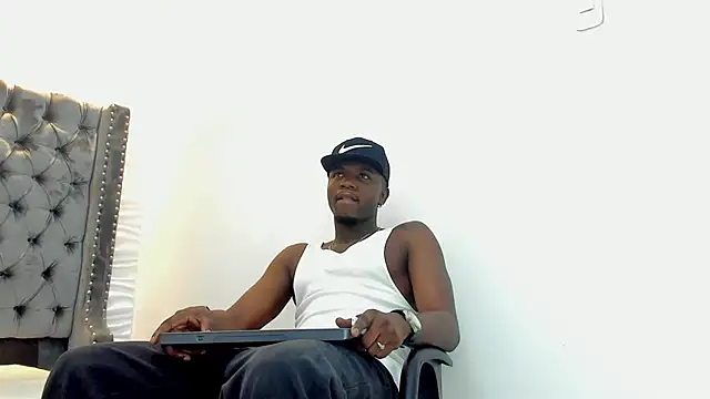 DOUGLAS 099 online show from 09/20/25, 01:01