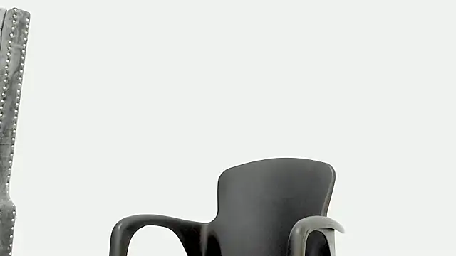 DOUGLAS 099 online show from 10/04/25, 04:38