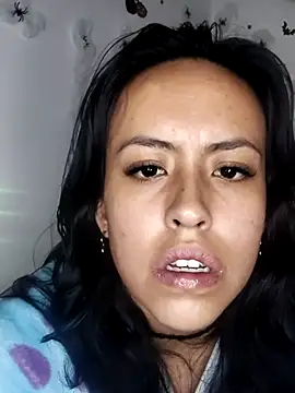 Queen Ashly online show from 10/16/25, 01:17