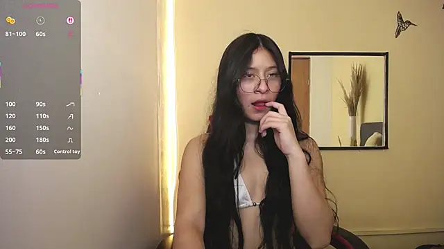 BrendaRojas  online show from 12/15/25, 06:45