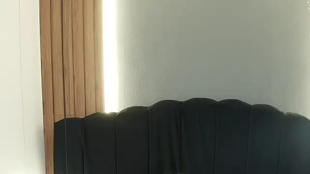 LiaMonroee  online show from 03/14/26, 12:21