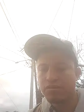 Snapshot of Loquendo2201 chatting on 09/18/25, 10:34 Loquendo2201 online show from 09/18/25, 10:34