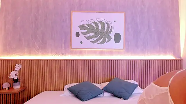 sophie rojas online show from 11/19/25, 03:28