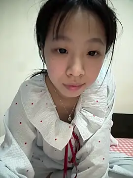 jingjing005 online show from 05/05/26, 03:53